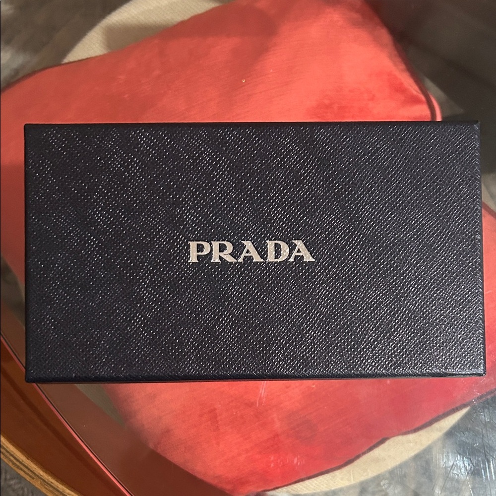 Prada Elegant Black Box
